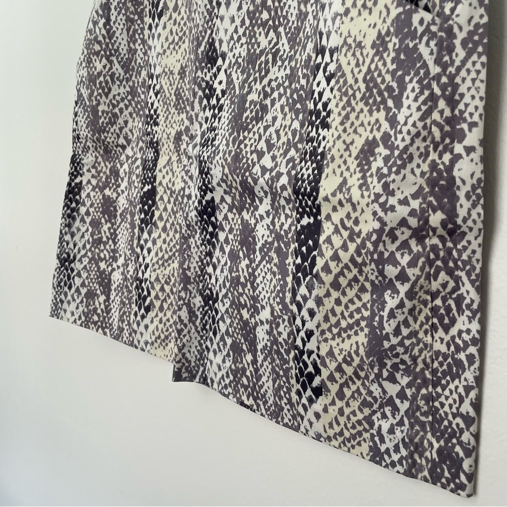 Snake Print Skirt w Pockets - Picture 14 of 14
